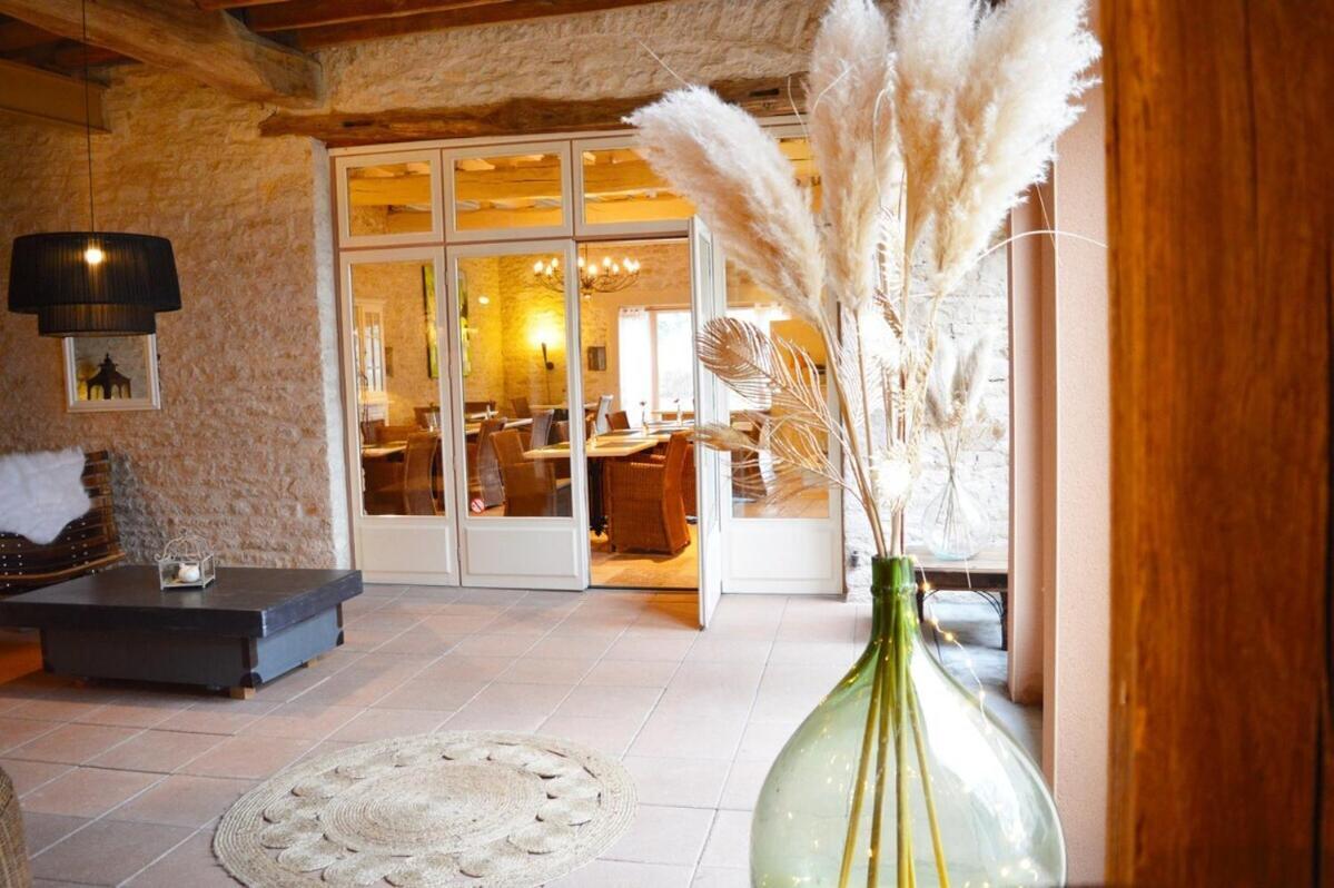 La Dominotte Bed & Breakfast Demigny Exterior photo