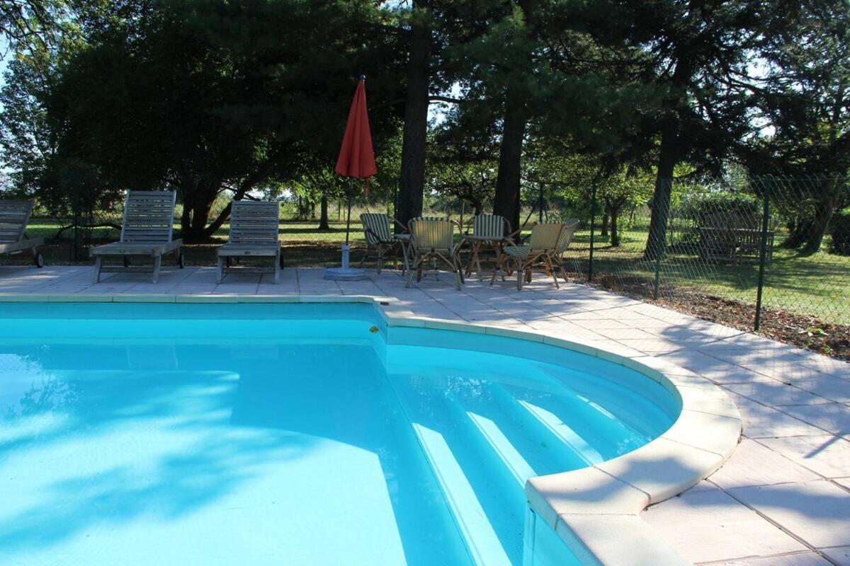 La Dominotte Bed & Breakfast Demigny Room photo