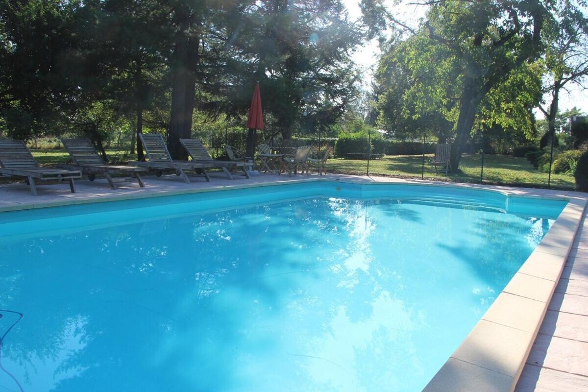 La Dominotte Bed & Breakfast Demigny Room photo