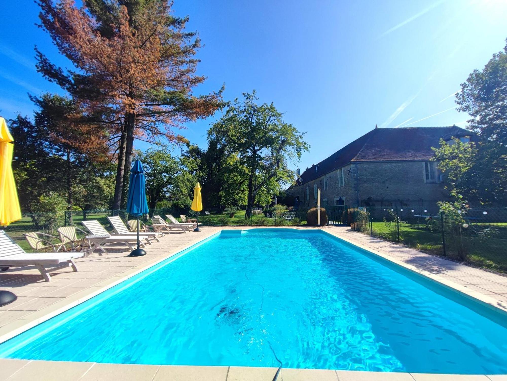 La Dominotte Bed & Breakfast Demigny Room photo
