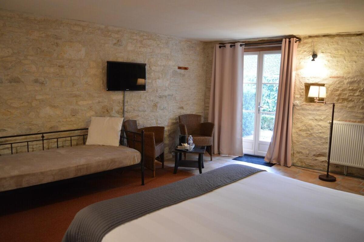 La Dominotte Bed & Breakfast Demigny Room photo